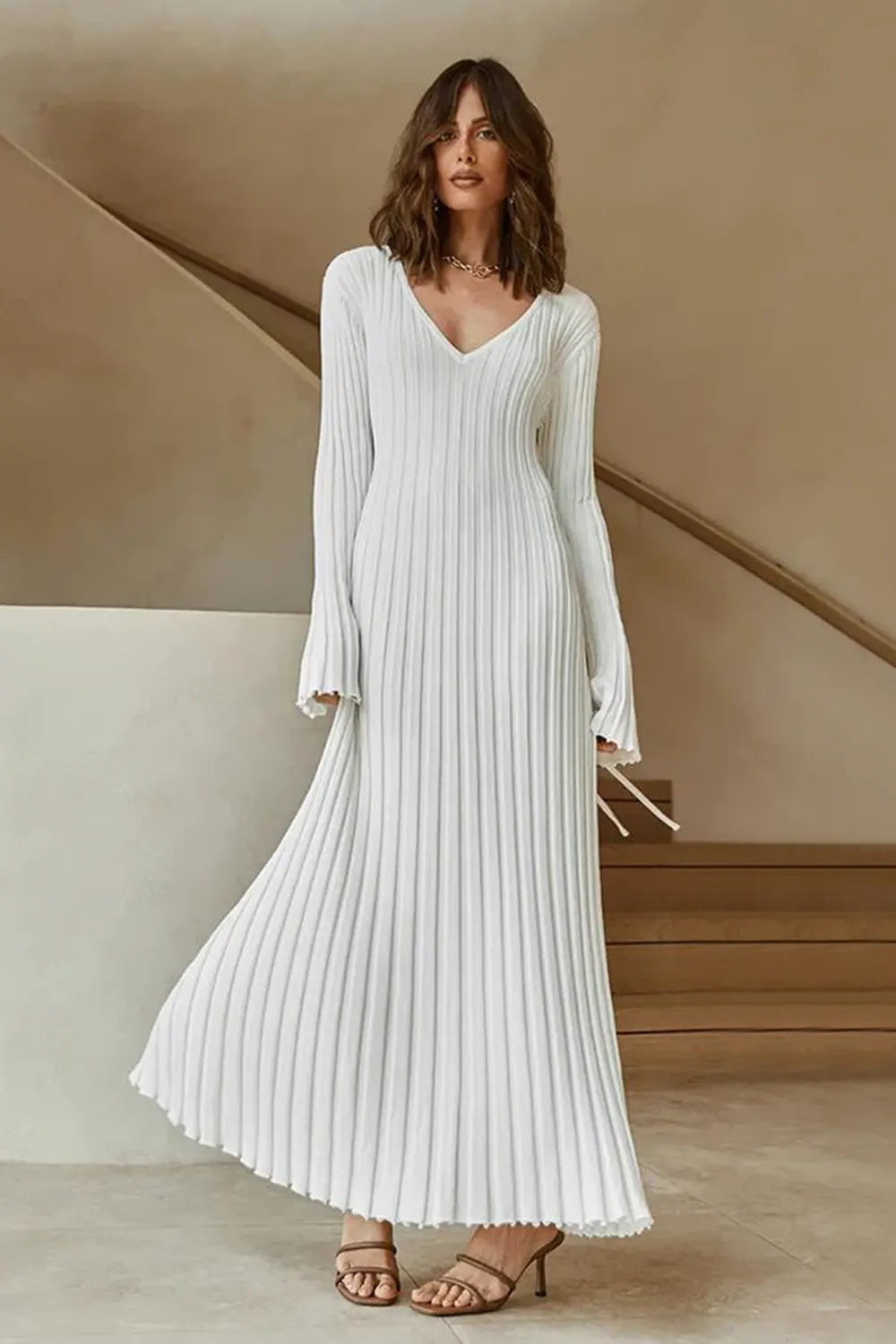 Simple casual V-neck solid color knitted midi dress