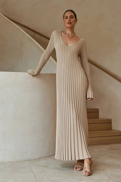 Simple casual V-neck solid color knitted midi dress