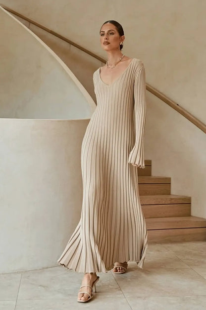 Simple casual V-neck solid color knitted midi dress