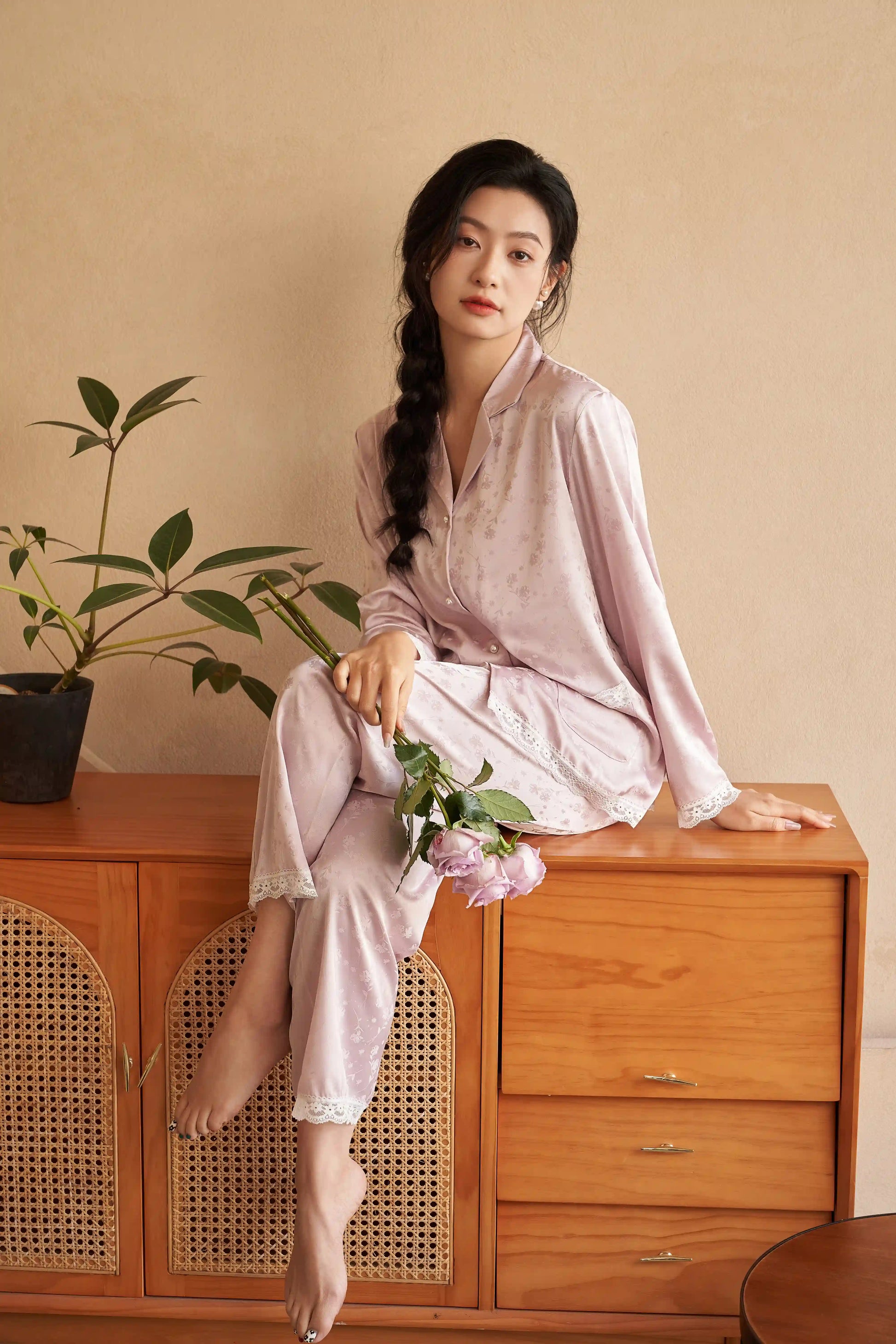 Oriental lace pajamas - Dreaming of Flowers