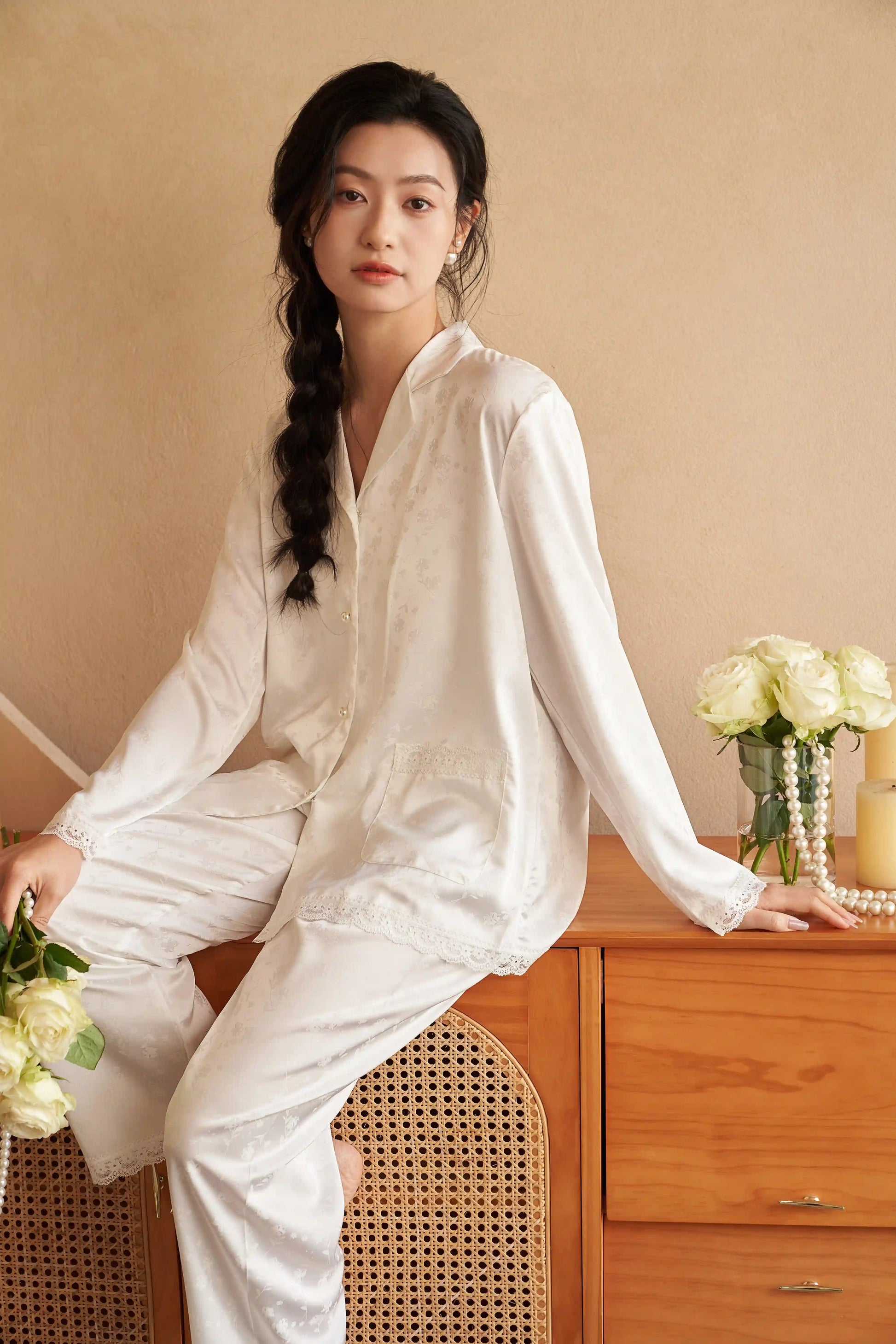 Oriental lace pajamas - Dreaming of Flowers
