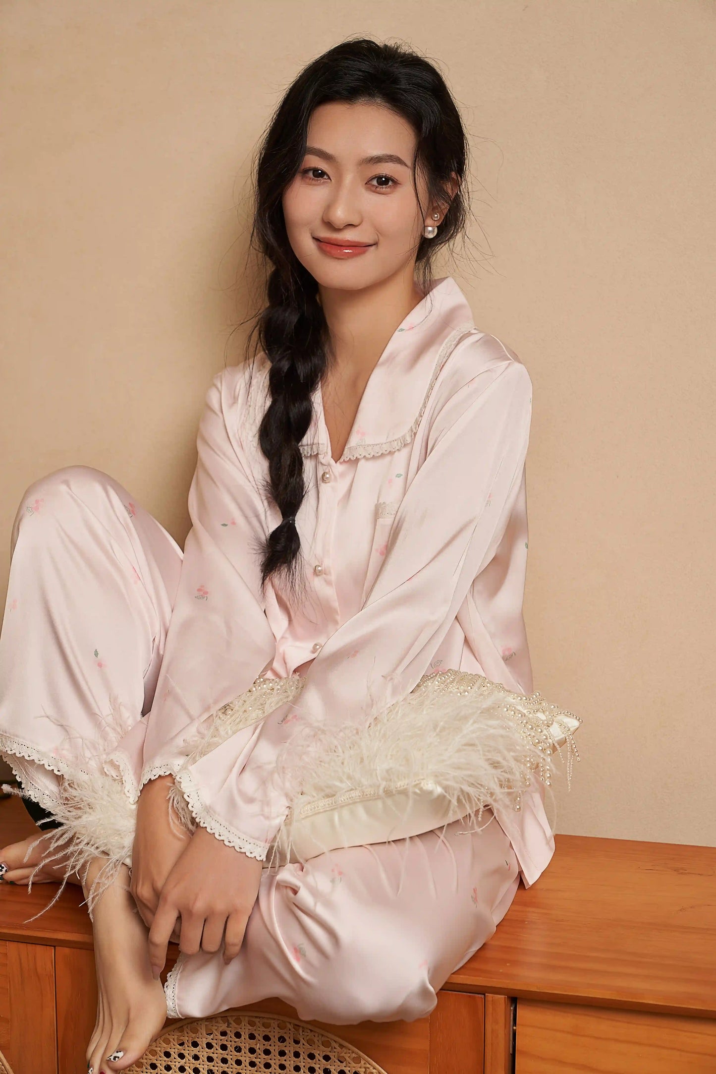 Oriental lace pajamas - elegant beauty