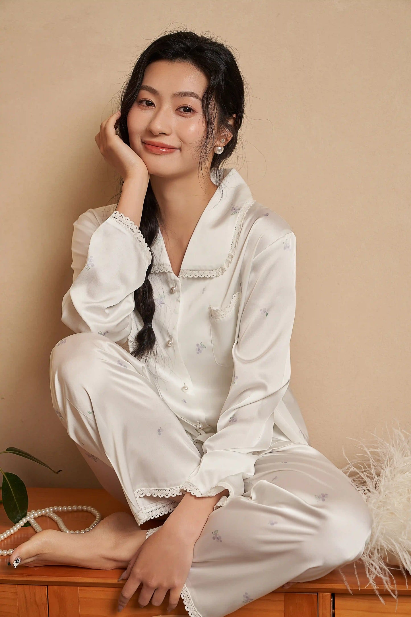 Oriental lace pajamas - elegant beauty