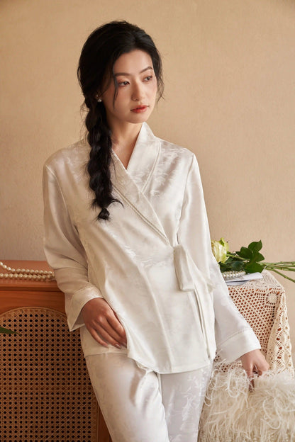 Oriental style pajamas - The beauty of ancient rhyme - White