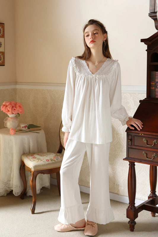 Simple and elegant Nightgown/Home wear