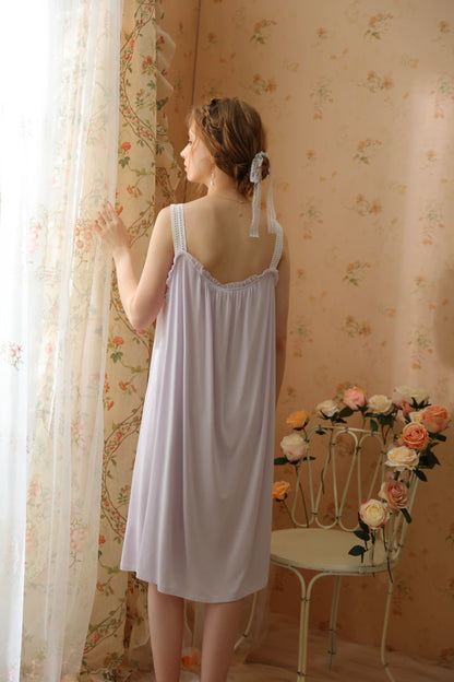 Simple and sweet Suspender nightgown/Home wear