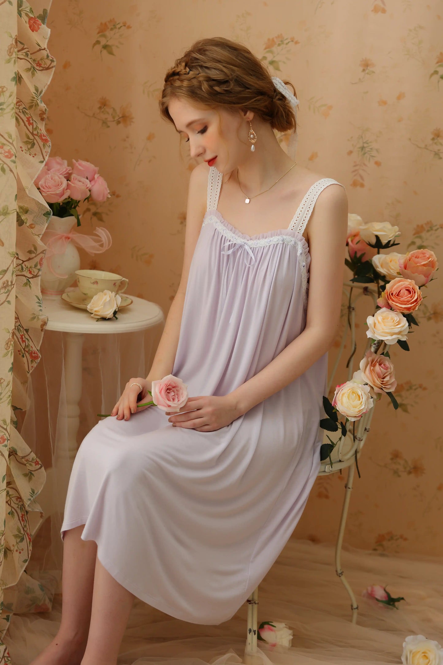 Simple and sweet Suspender nightgown/Home wear