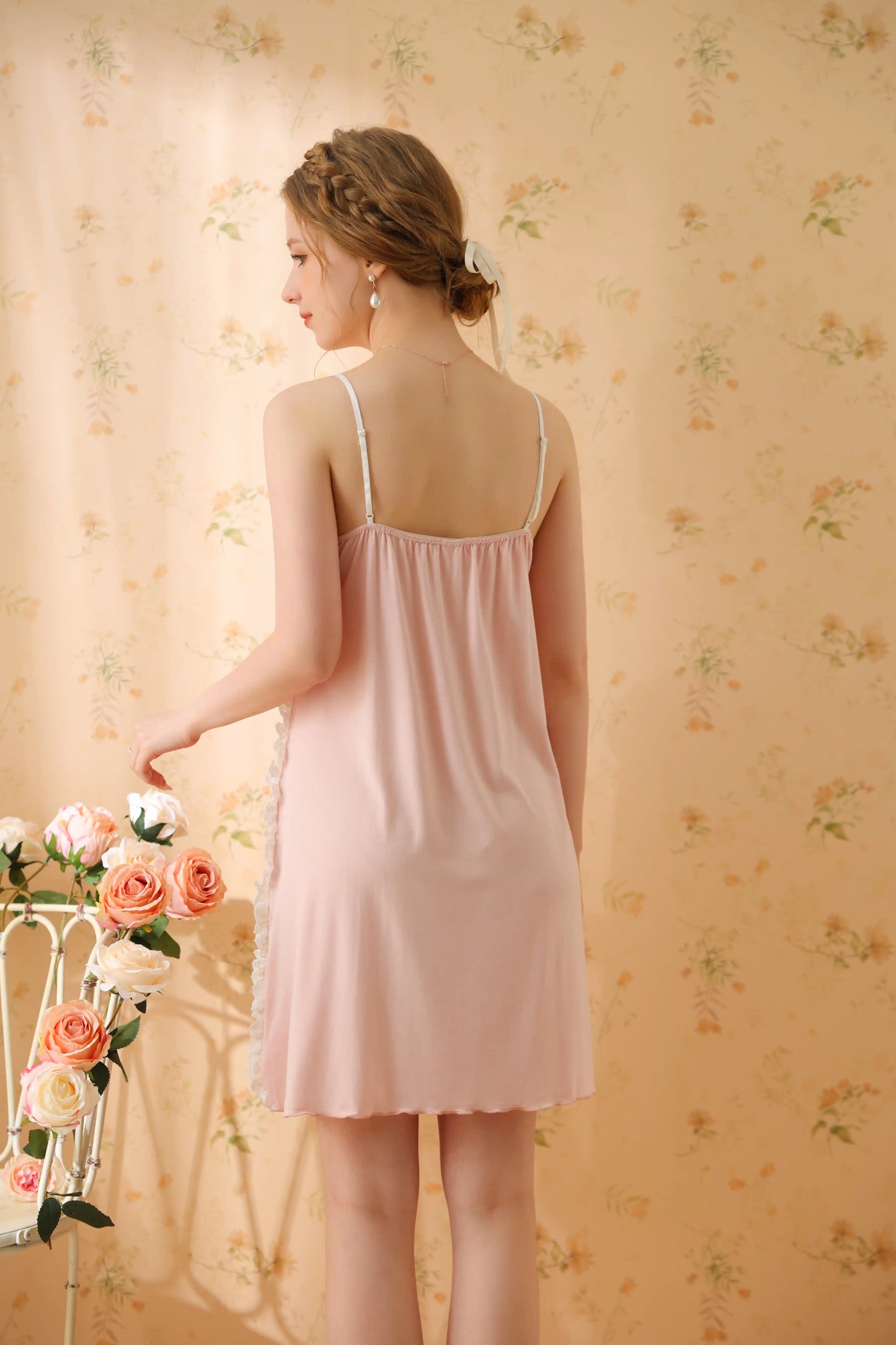 Simple and sweet Suspender nightgown/Home wear