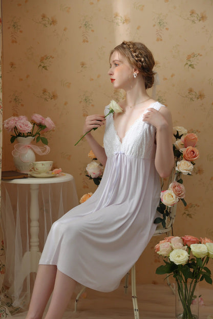 Simple romantic Suspender nightgown/Home wear